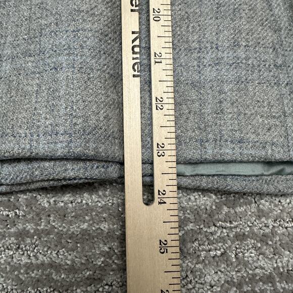 Akris Blazer Womens 6 Gray Plaid Wool Cashmere Four Button Jacket Workwear - Picture 16 of 16